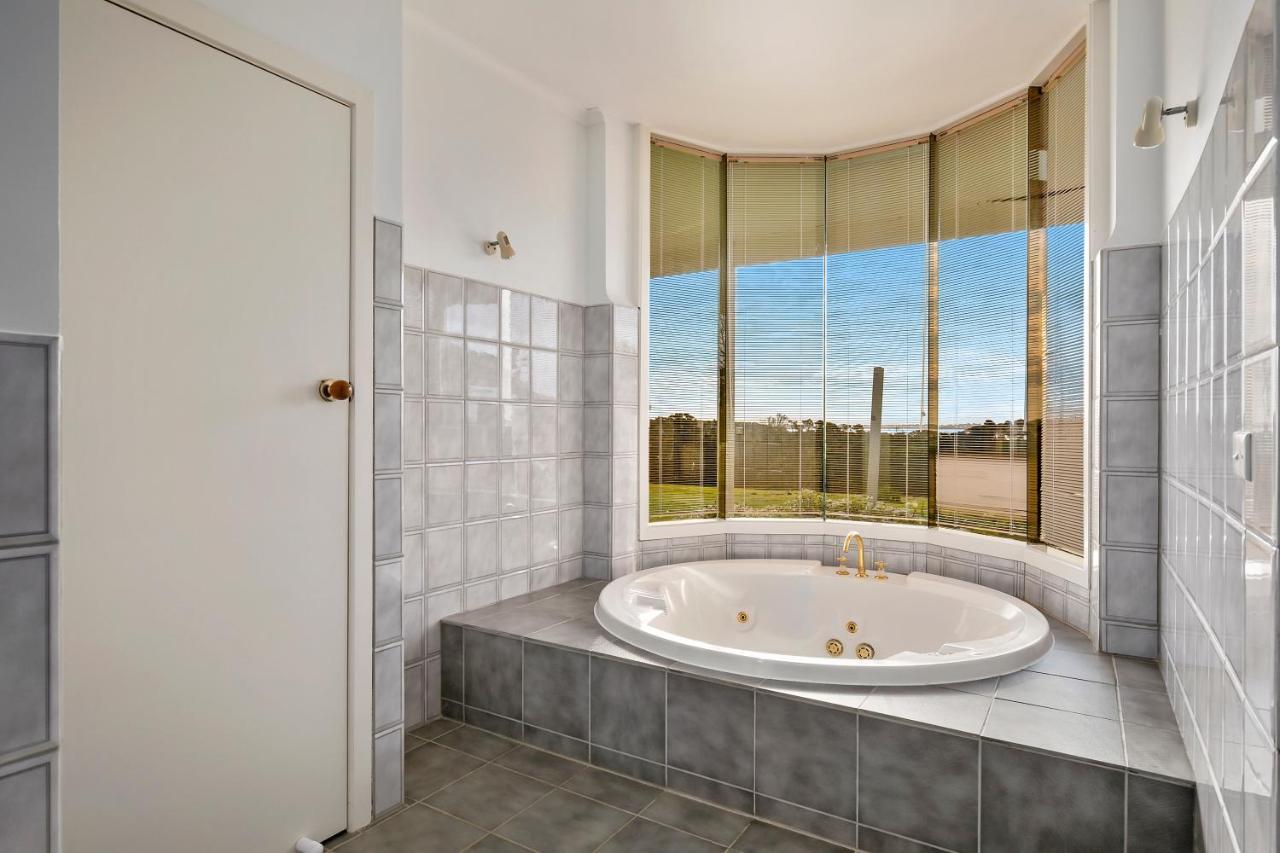 Banksia Park Estate Bed & Breakfast Newhaven Bagian luar foto